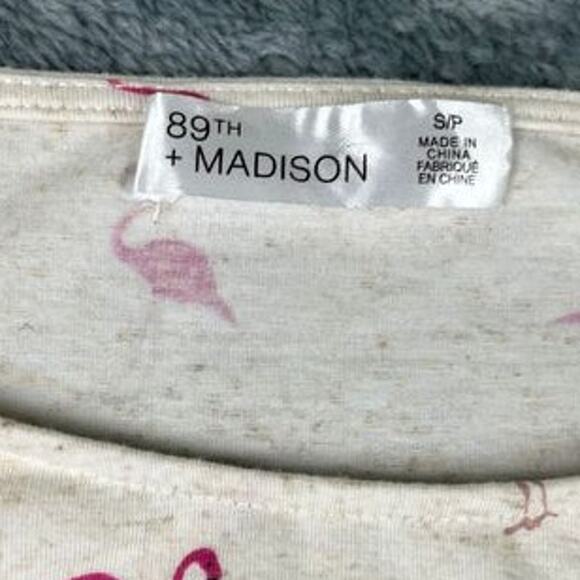 89th + Madison Women's Top S Pink Flamingo Print Puff Sleeve NWT - Picture 3 of 10